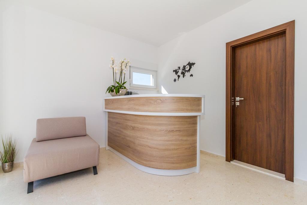 Villa Astoria 比奥格勒·纳·莫鲁 外观 照片