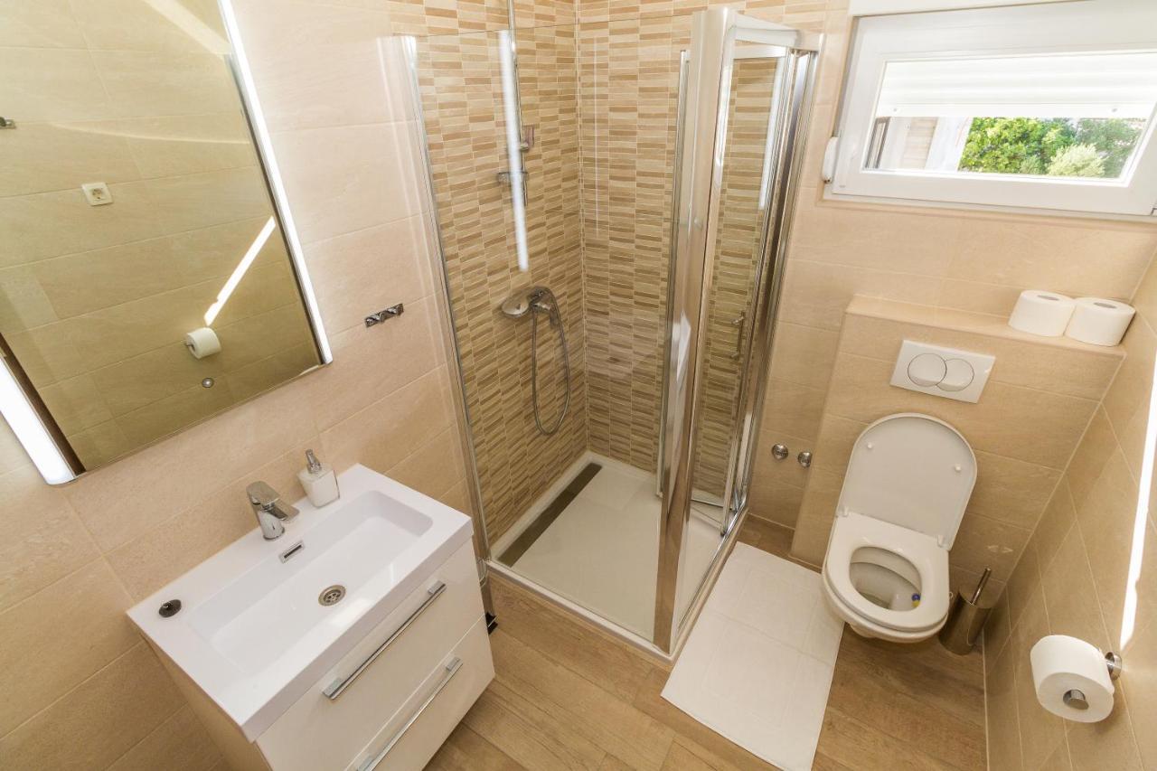 Villa Astoria 比奥格勒·纳·莫鲁 外观 照片