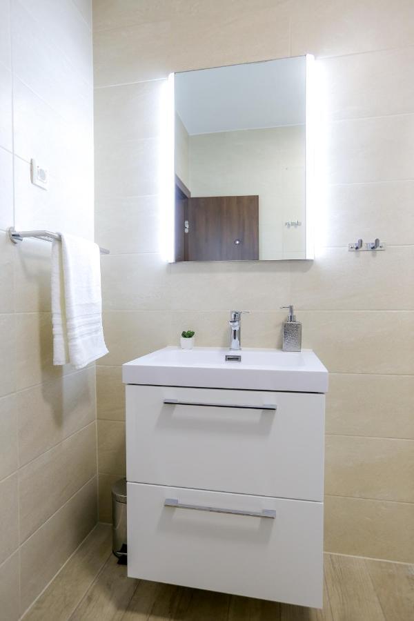 Villa Astoria 比奥格勒·纳·莫鲁 外观 照片